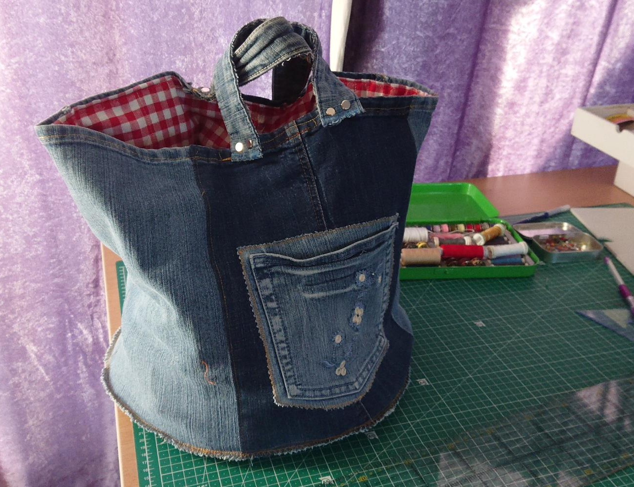 Ran an die Maschine - Kreativer Upcycling-Nähworkshop